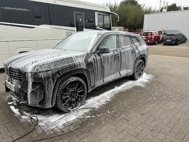 BMW XM Carwash Resultaat